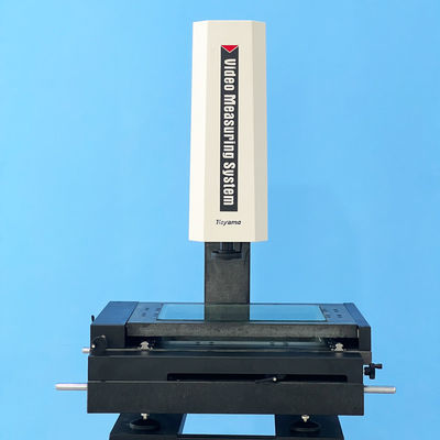 Système de mesure vidéo semi-automatique de haute précision