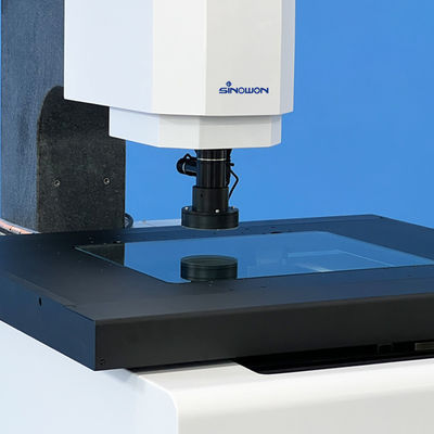 Système de mesure de la vision automatique à trois axes