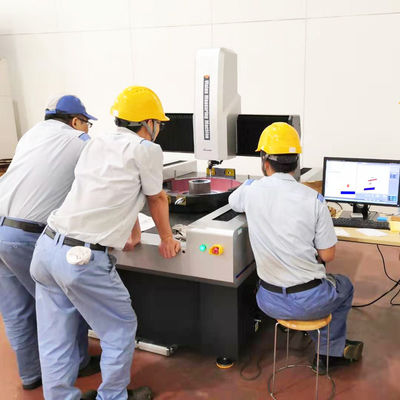 2.5D Système de mesure de la vision automatique au laser Type de pont en mouvement Porteur à haute charge