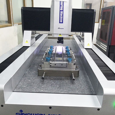 2.5D Système de mesure de la vision automatique au laser Type de pont en mouvement Porteur à haute charge