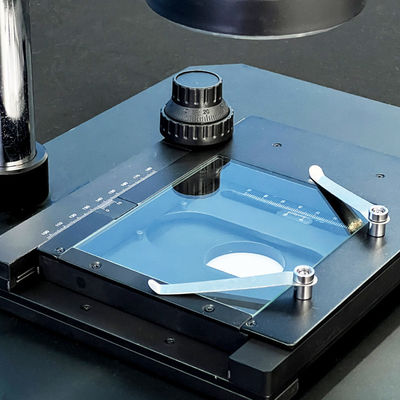 Microscope vidéo industriel motorisé 27X - 163X Microscope électrique à zoom sans pas